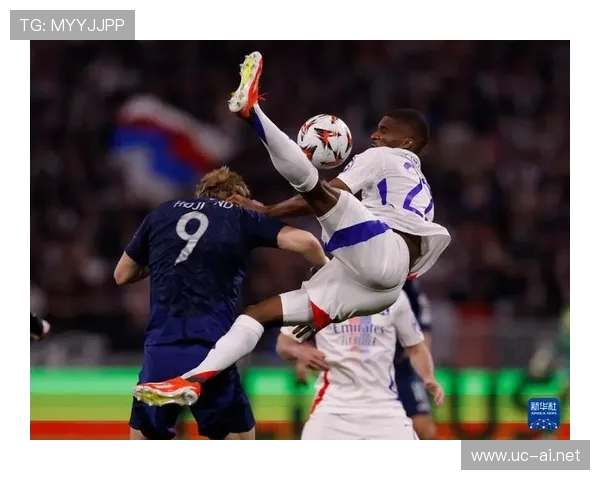 托利索闪耀莫雷拉一锤定音 里昂两球完胜巴塞尔